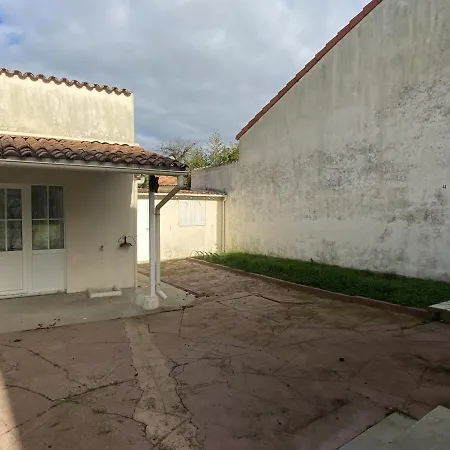 Maison Fouras, 4 Pieces, 4 Personnes - Fr-1-709-45 *
