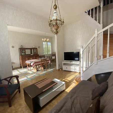 Maison Fouras, 4 Pieces, 4 Personnes - Fr-1-709-45 Tatil Evi *